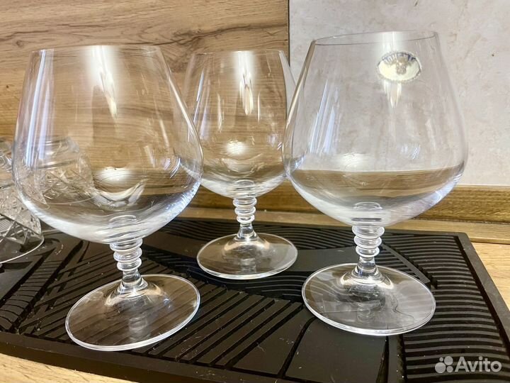 Фужеры, бокалы для вина, коньяка
