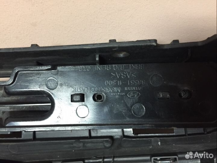 Решетка радиатора Hyundai Solaris 2016