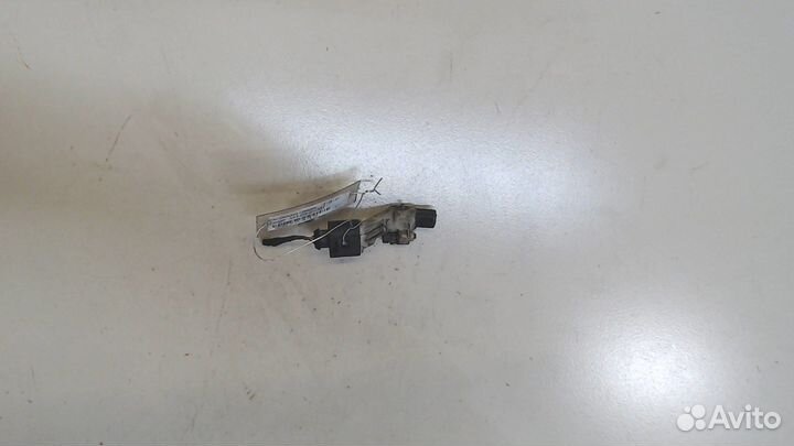 Датчик положения коленвала Volkswagen Golf 6, 2009