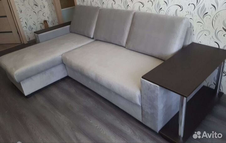 Обивка и ремонт мягкой мебели