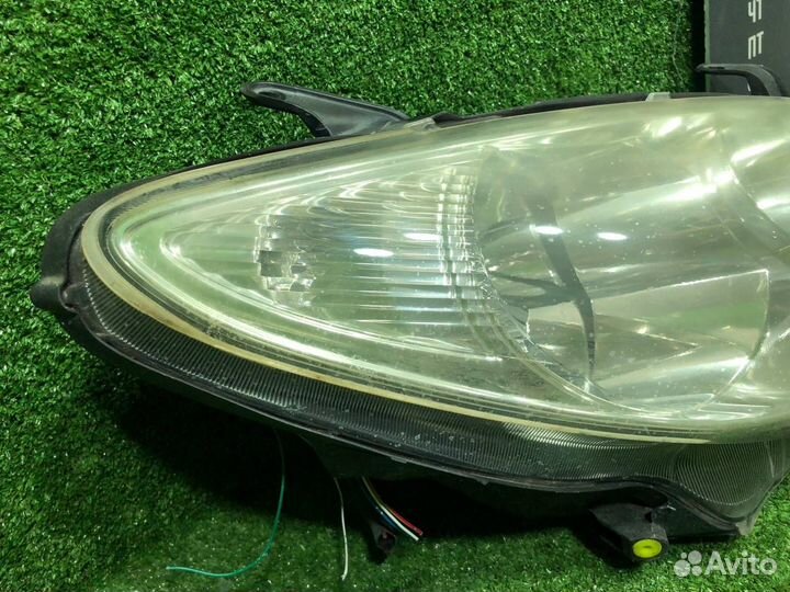 Комплект фар передний Toyota Estima ACR40