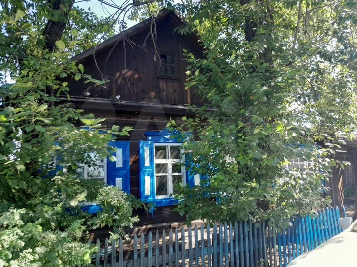 Дом 33 м² на участке 5 сот.