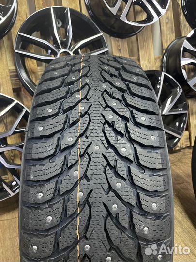 Nokian Tyres Hakkapeliitta 9 SUV 315/35 R20 110T