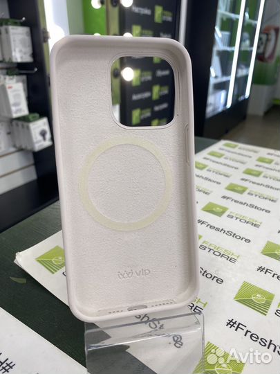 Чехол на iPhone 14 Pro vlp