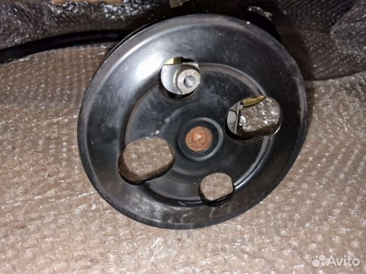 Насос гур Lancer Cedia 4G93 пробег 32608т.км