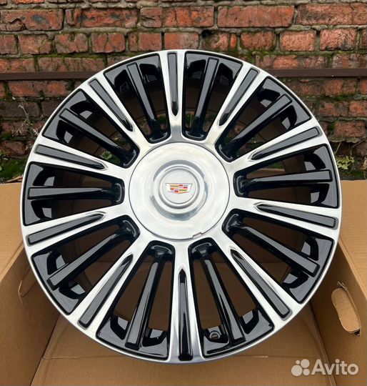 Диски на Cadillac Escalade R22