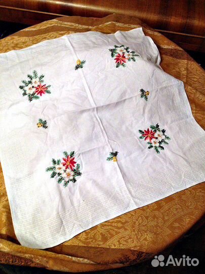 Вышитая столешница, х\б 100