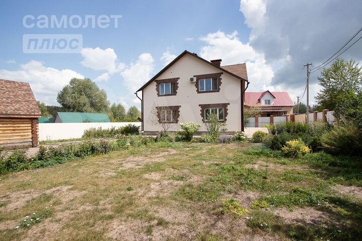 Дом 189 м² на участке 10,6 сот.