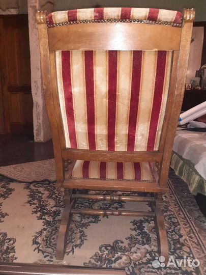 Кресло качалка из Европы