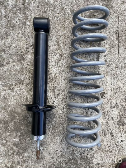 Стойка амортизатора задняя ваз 2110