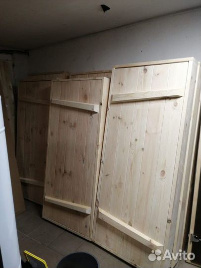 Двери массив выходные