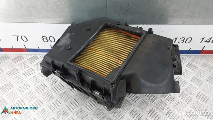 Корпус воздушного фильтра Volvo XC90 2005