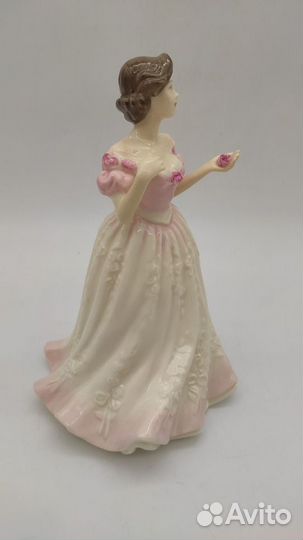 Статуэтка Фигурка Royal Doulton charity высота 22