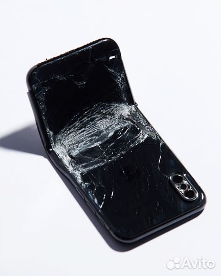 Ремонт техники Apple iPhone MacBook iPad AirPods