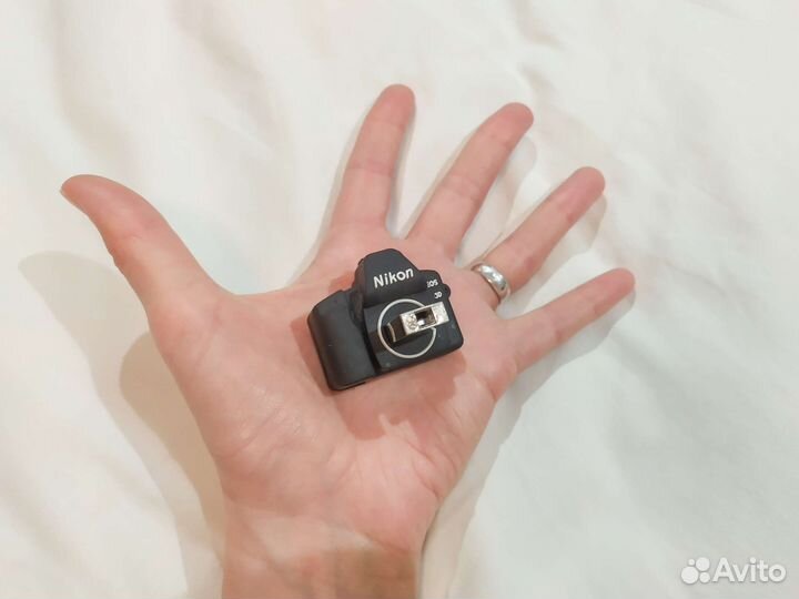 Флешка в виде фотоаппарата Nikon