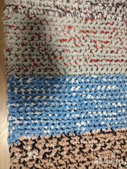 Коврик вязанный