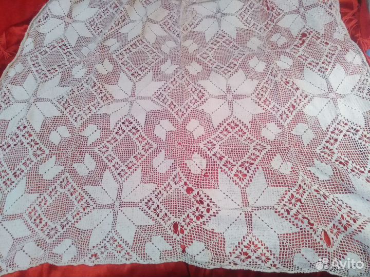 Вязаная скатерть крючком с дефектами