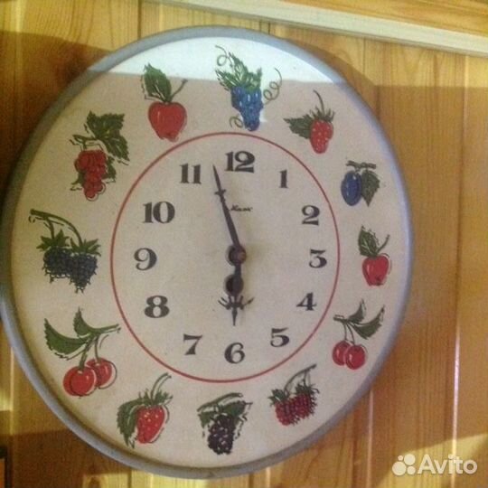 Часы настенные Маяк Сердобский ч.з-д СССР. Выбор