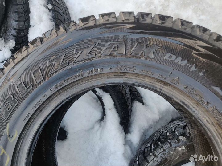 Bridgestone Blizzak DM-V1 255/65 R17 110R