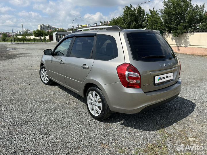 LADA Granta 1.6 МТ, 2022, 31 000 км