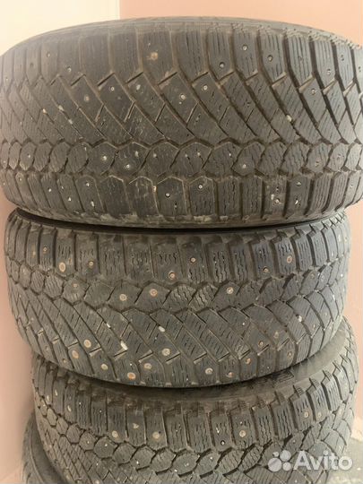 Gislaved Nord Frost 200 205/50 R17
