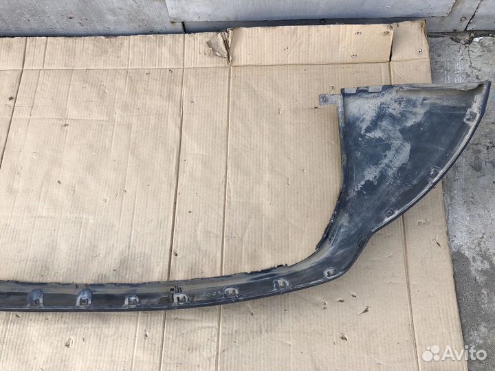 Юбка заднего бампера Skoda Yeti 5L6807521