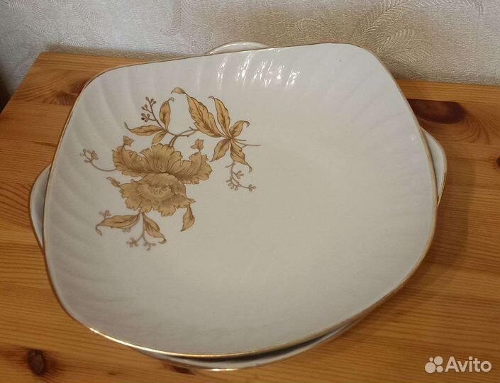 Набор столовой посуды на 12 персон