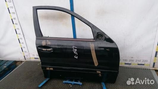 Дверь передняя правая mercedes benz E-class W211