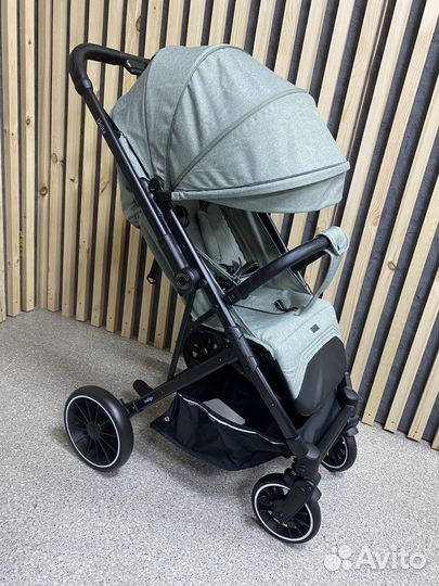 Прогулочная коляска indigo