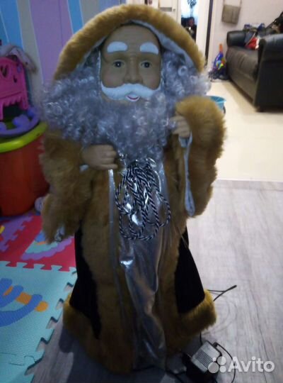 Музыкальный дед мороз