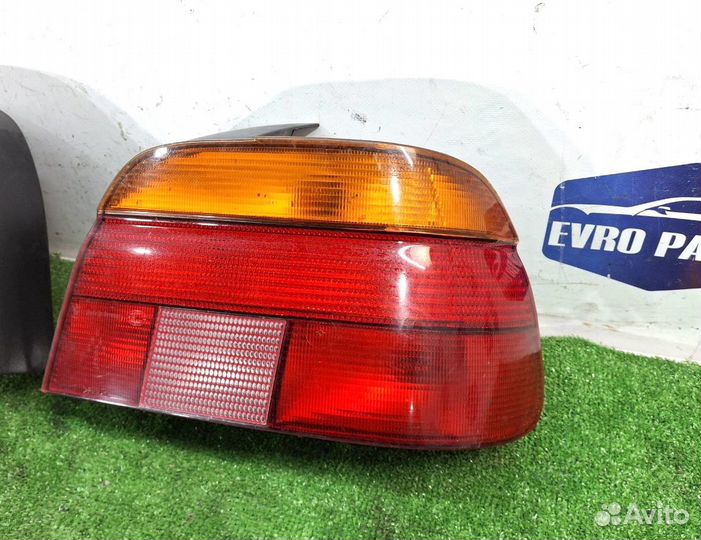 Фонарь задний BMW E39 дорест (компл)