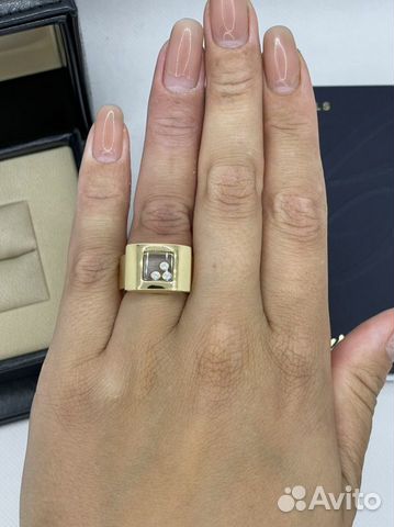Золотое кольцо Chopard с бриллиантами
