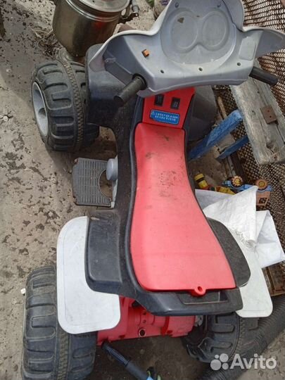 Детский квадроцикл на аккумуляторе