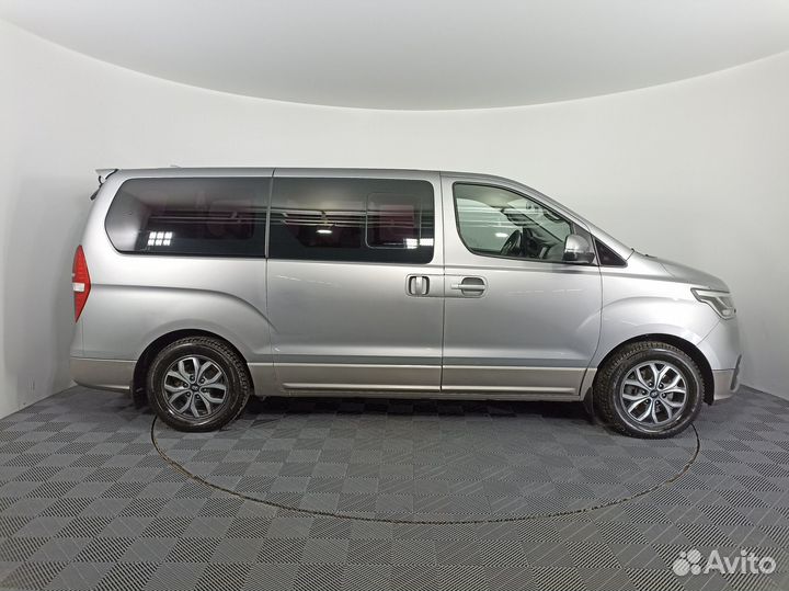 Hyundai Grand Starex 2.5 AT, 2018, 111 937 км