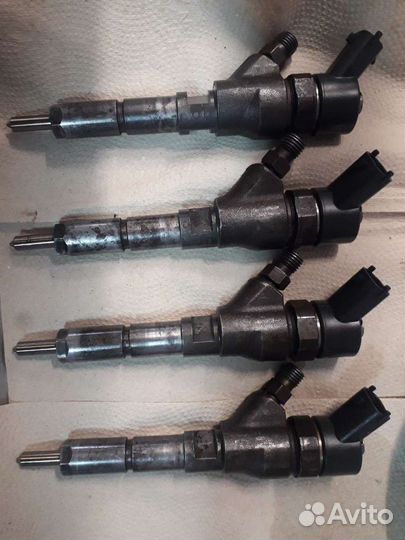 Форсунки 0445110076 Pegeout,Citroen 2,2 и 2,0HDi