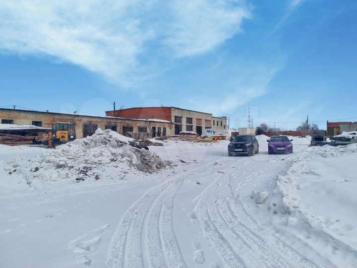 База 2600 м², участок 1га под склад и производство