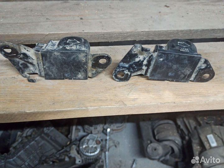 Датчик Air bag Toyota