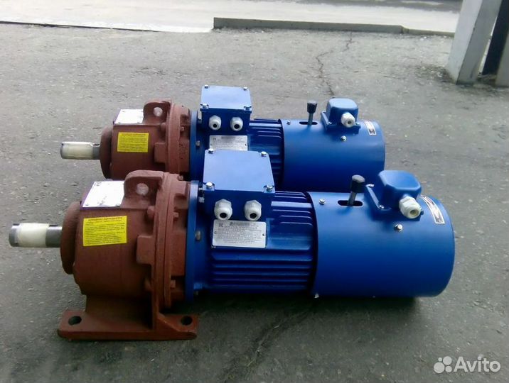 Электродвигатели с тормозом новые