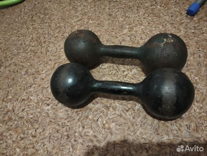 Гантели 8кг 2 штуки