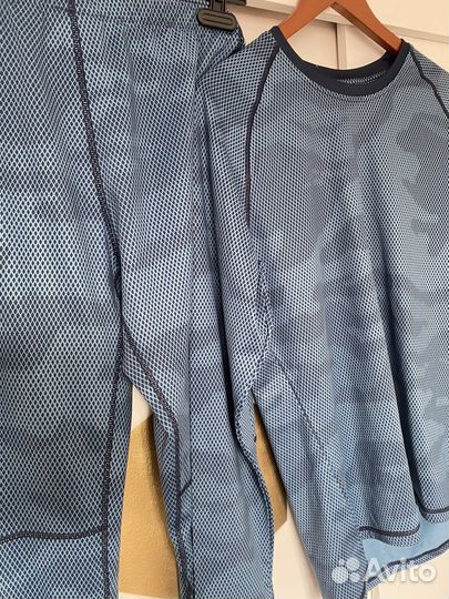 Спортивный костюм reebok новый 48р