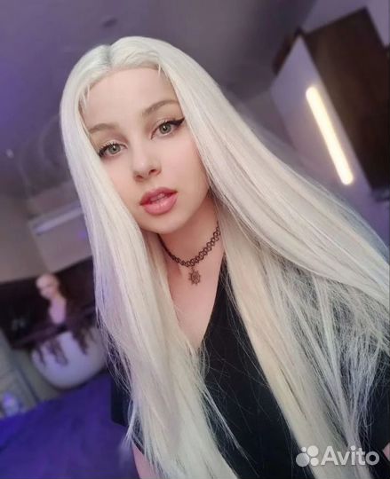 Парик на сетке блондинка