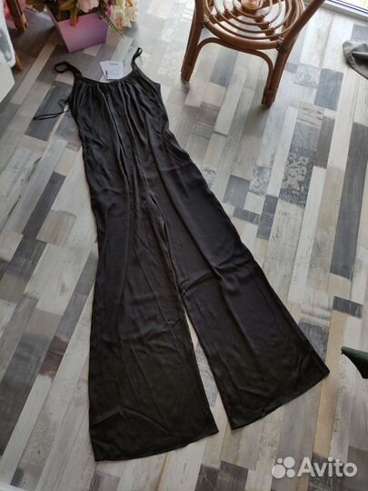 Комбинезон женский