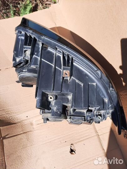 Правая фара Фольксваген транспортер т6