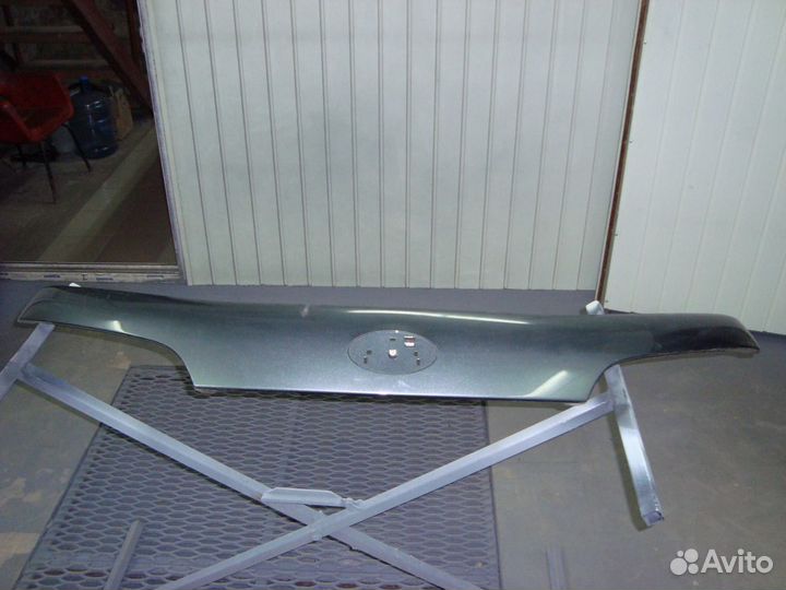 Накладка пластиковая Kia Sorento 2012г