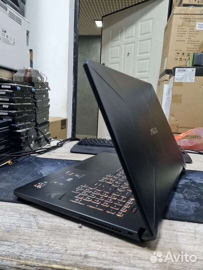 Asus TUF Ryzen 5 3550 16gb gtx1650 4gb