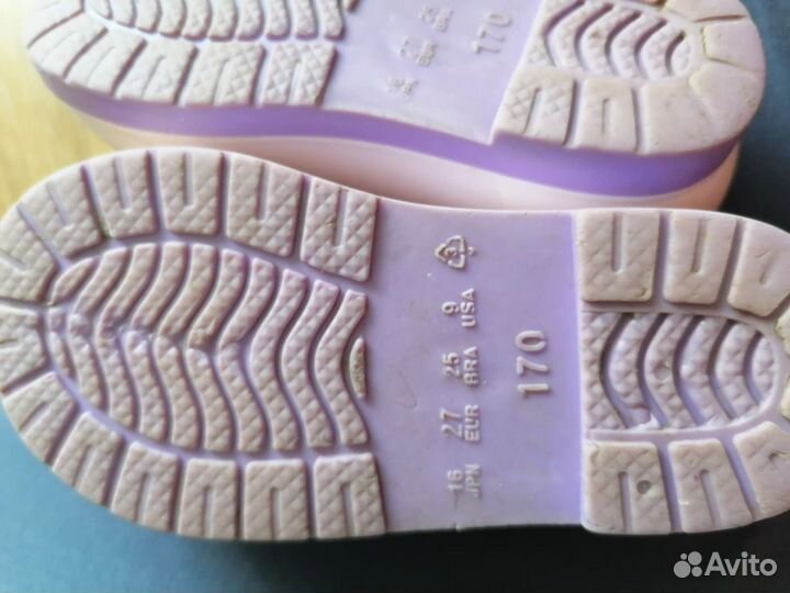 Резиновые сапожки для девочки