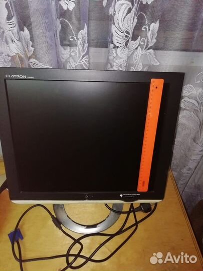 Монитор LG