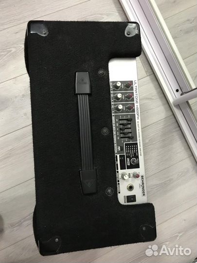 Behringer k900fx комбоусилитель