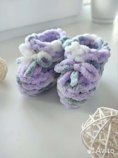 Детские пинетки вязаные ручной работы