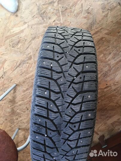 Шины зимние автомобильные р15 б/у